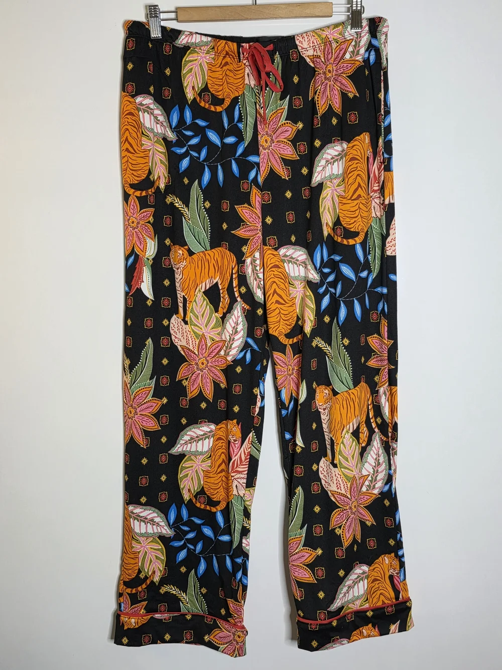 Room Service Black Floral & Tiger Print Pajama Set Long sleeve and Pants Size XL